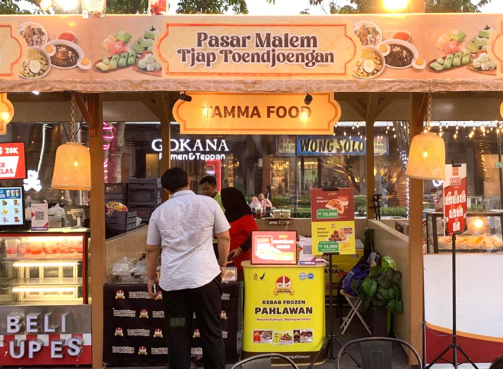 Meriahkan event Pasar Malam Tjap Toendjoengan di Food Junction Surabaya